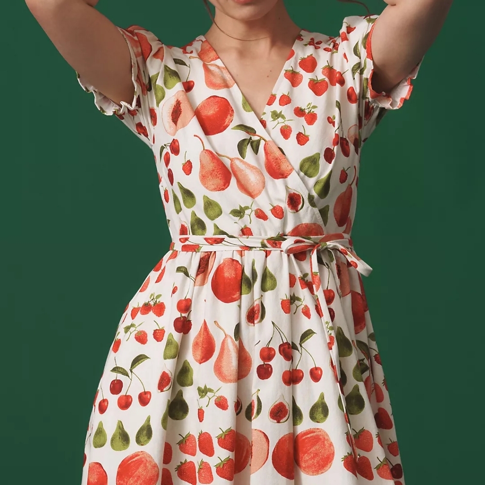 Lisa Says Gah Topanga Puff Sleeve Midi Dress in Fruit Print size S NWT - Picture 2 of 10